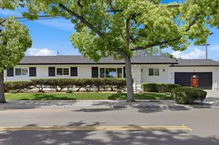 843 Hibiscus Ln, San Jose, CA 95117 - Photo 40