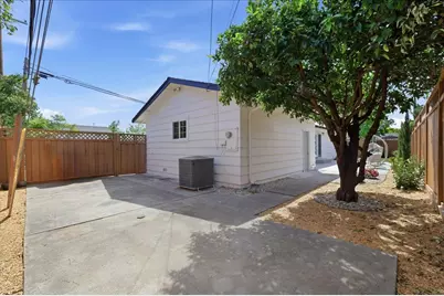 843 Hibiscus Ln, San Jose, CA 95117 - Photo 36