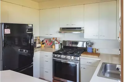 16 La Playa St, Monterey, CA 93940 - Photo 8