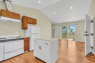 425 Via Del Rey, Monterey, CA 93940 - Photo 16