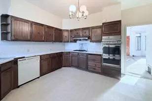259 Brussels St, San Francisco, CA 94134 - Photo 10