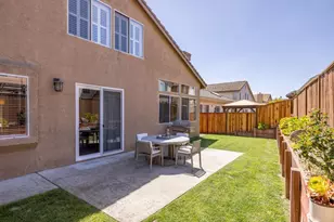 345 Chardonnay Dr, Salinas, CA 93906 - Photo 18