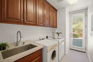 116 Regent Dr, Los Gatos, CA 95032 - Photo 30