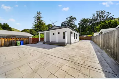 919 Old Canyon Rd, Fremont, CA 94536 - Photo 48