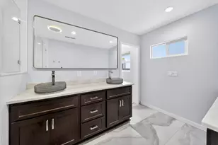919 Old Canyon Rd, Fremont, CA 94536 - Photo 20