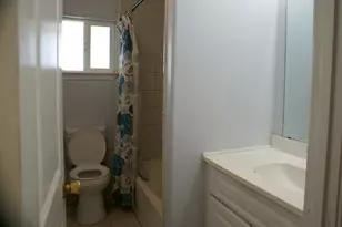1 Appletree Ln 1, Hollister, CA 95023 - Photo 8