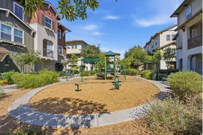 2099 Vincenzo Walkway, San Jose, CA 95133 - Photo 24