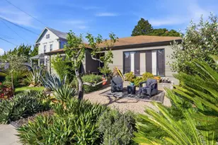 520 Ocean View Ave, Santa Cruz, CA 95062 - Photo 2