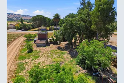 3115 Leavesley Rd, Gilroy, CA 95020 - Photo 32