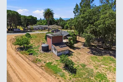 3115 Leavesley Rd, Gilroy, CA 95020 - Photo 8