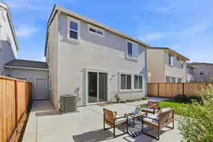 1619 Santiago Ct, Gilroy, CA 95020 - Photo 18