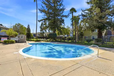320 Pine Wood Ln, Los Gatos, CA 95032 - Photo 38