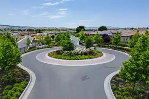 2041 Santoro Wy, Hollister, CA 95023 - Photo 40
