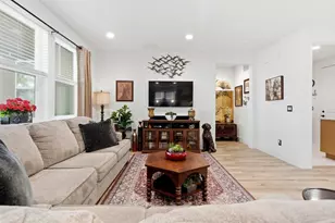 2041 Santoro Wy, Hollister, CA 95023 - Photo 8
