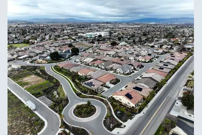 2041 Santoro Way, Hollister, CA 95023 - Photo 48