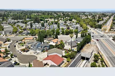 1255 Briarberry Ct, San Jose, CA 95131 - Photo 2