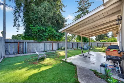 2036 Shaw Ave, Modesto, CA 95354 - Photo 24