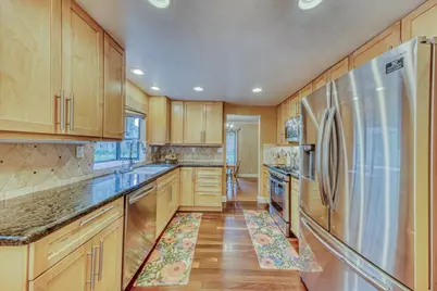 195 Del Monte Ln, Morgan Hill, CA 95037 - Photo 10