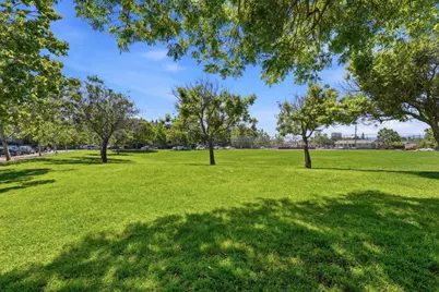 800 N 8th St 129, San Jose, CA 95112 - Photo 36