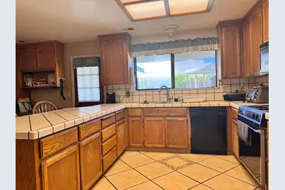 1470 Ghione Dr, Hollister, CA 95023 - Photo 6