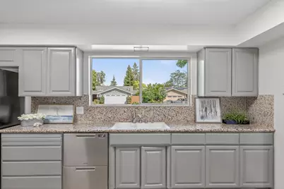 12315 Obrad Dr, Saratoga, CA 95070 - Photo 12