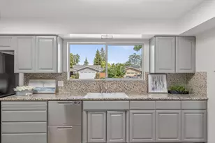 12315 Obrad Dr, Saratoga, CA 95070 - Photo 12