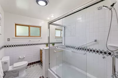 5887 Chabot Ct, Oakland, CA 94618 - Photo 22