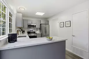 966 Vasco Da Gama Ln, Foster City, CA 94404 - Photo 10
