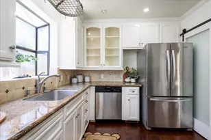 934 Florence Ln, Menlo Park, CA 94025 - Photo 14