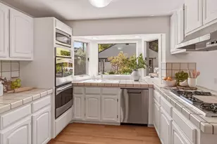 301 Engle Rd, San Mateo, CA 94402 - Photo 16