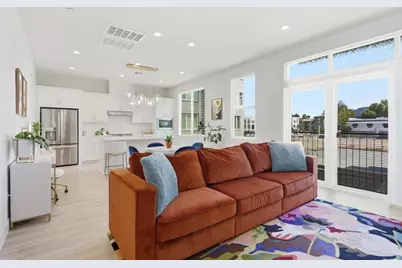 222 Terraine St, San Jose, CA 95110 - Photo 2