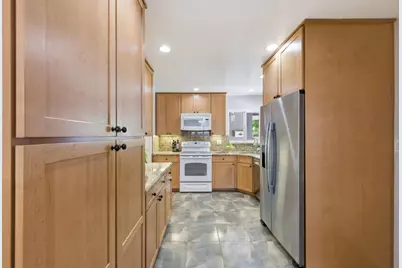 1250 Redcliff Dr, San Jose, CA 95118 - Photo 12