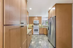 1250 Redcliff Dr, San Jose, CA 95118 - Photo 12