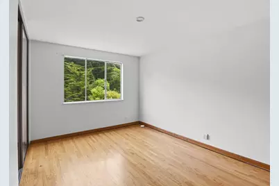 1033 Skyline Dr, Daly City, CA 94015 - Photo 18