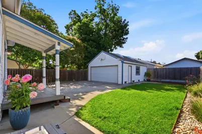 1052 Luther Ave, San Jose, CA 95126 - Photo 32