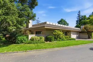 26 Deep Well, Los Altos, CA 94022 - Photo 2