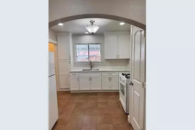 961 S 7th St 959, San Jose, CA 95112 - Photo 12