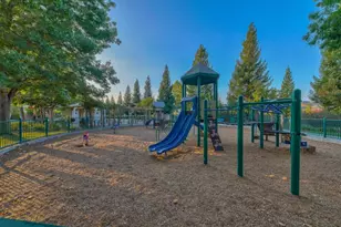 7271 Eagle Ridge Dr, Gilroy, CA 95020 - Photo 56