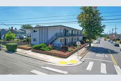 2244 12th Ave, Oakland, CA 94606 - Photo 4