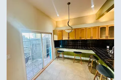260 Park View Ter, Oakland, CA 94610 - Photo 18