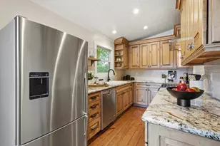 140 S Peter Dr, Campbell, CA 95008 - Photo 40