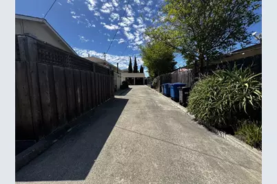 26047 Gading Rd, Hayward, CA 94544 - Photo 58