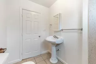 1382 Locust St, San Jose, CA 95110 - Photo 18