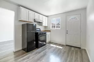 1382 Locust St, San Jose, CA 95110 - Photo 20