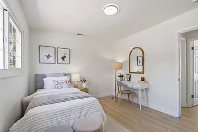1091 W Latimer Ave, Campbell, CA 95008 - Photo 22