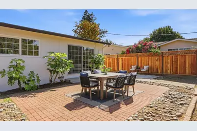 1091 W Latimer Ave, Campbell, CA 95008 - Photo 32