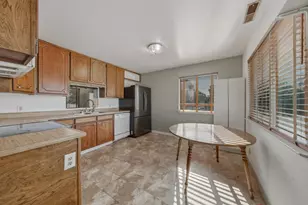 13590 Fair Oak Rd, Clearlake, CA 95422 - Photo 6