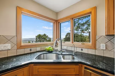 18836 Favre Ridge Rd, Los Gatos, CA 95033 - Photo 14