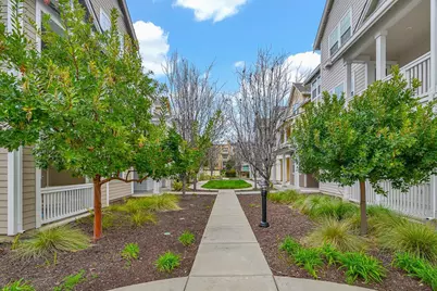 334 Circuit Way, Mountain View, CA 94043 - Photo 38