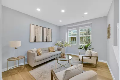 334 Circuit Way, Mountain View, CA 94043 - Photo 2
